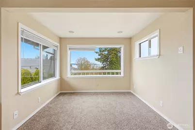 206 E Wall Street, Camano Island, WA 98282 - Photo 12