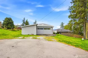 206 E Wall St, Camano Island, WA 98282 - Photo 26