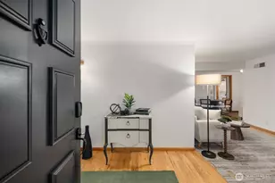 2321 NE 128th St, Seattle, WA 98125 - Photo 4