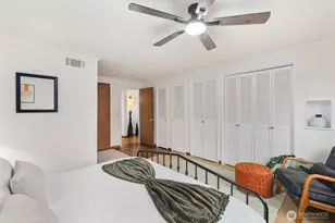 2321 NE 128th St, Seattle, WA 98125 - Photo 24