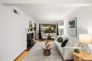 2321 NE 128th St, Seattle, WA 98125 - Photo 8