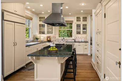 2647 Cascadia Avenue S, Seattle, WA 98144 - Photo 16