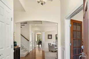 24823 SE 22nd Ct, Sammamish, WA 98075 - Photo 2