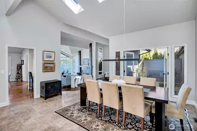 16 Meadow Lane, Mercer Island, WA 98040 - Photo 12