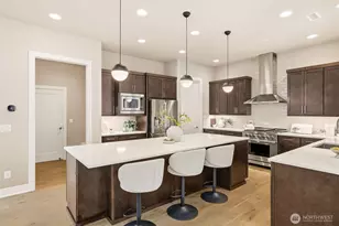 24387 NE 24th St, Sammamish, WA 98074 - Photo 12