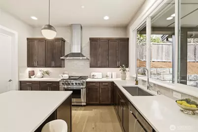 24387 NE 24th Street, Sammamish, WA 98074 - Photo 14