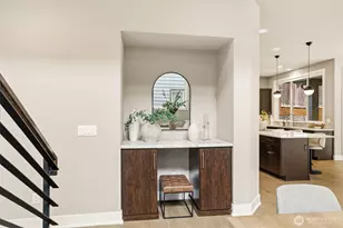 24387 NE 24th St, Sammamish, WA 98074 - Photo 8