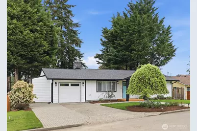 1608 172nd Avenue NE, Bellevue, WA 98008 - Photo 2