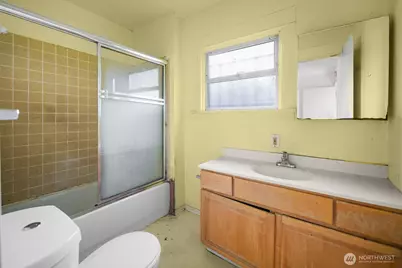 3226 S Edmunds Street, Seattle, WA 98118 - Photo 14