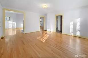 3226 S Edmunds St, Seattle, WA 98118 - Photo 4