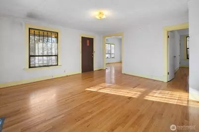 3226 S Edmunds Street, Seattle, WA 98118 - Photo 6