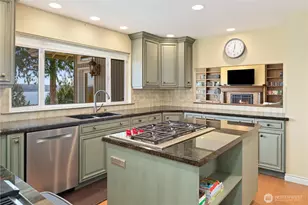 154 Maxview Dr, Port Ludlow, WA 98365 - Photo 8