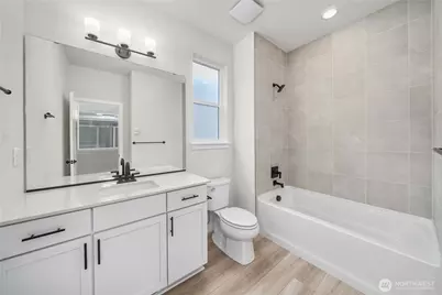 4033 Aberdeen Way NE, Renton, WA 98056 - Photo 18