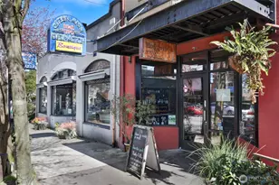 1818 Bigelow Ave N, Seattle, WA 98109 - Photo 30