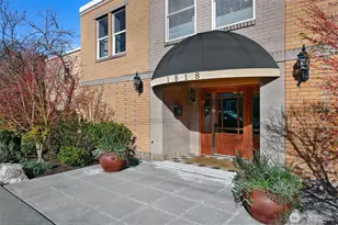 1818 Bigelow Ave N, Seattle, WA 98109 - Photo 30