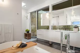 4717 Beach Dr SW, Seattle, WA 98116 - Photo 28