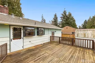 20401 25th Ave NE, Shoreline, WA 98155 - Photo 16