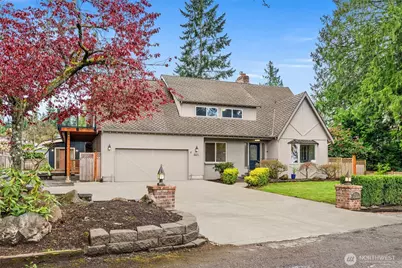 8615 184th Street SW, Edmonds, WA 98026 - Photo 2