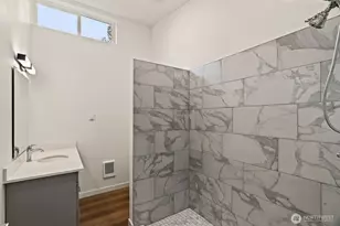 8615 184th St SW, Edmonds, WA 98026 - Photo 32