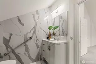 8615 184th St SW, Edmonds, WA 98026 - Photo 24