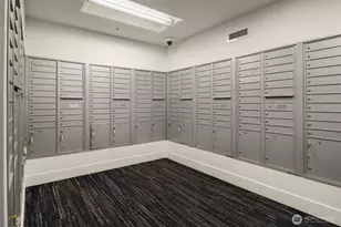 2911 2nd Ave, Seattle, WA 98121 - Photo 24