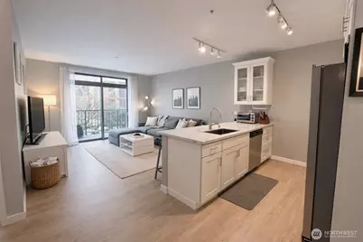 1414 12th Avenue #411, Seattle, WA 98122 - Photo 4