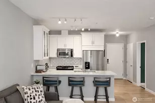 1414 12th Ave, Seattle, WA 98122 - Photo 2