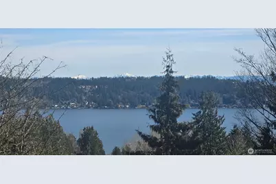 4234 NE 89th Street, Seattle, WA 98115 - Photo 2