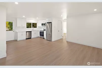845 Kirkland Way, Kirkland, WA 98033 - Photo 32