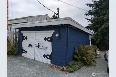 119 N 3rd Street, La Conner, WA 98257 - Photo 14