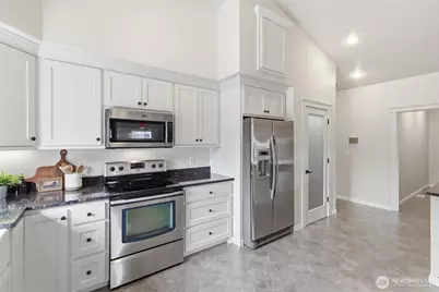6127 70th Street NE, Marysville, WA 98270 - Photo 10