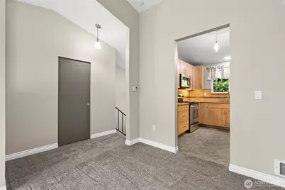 8503 S 259th Street #D31, Kent, WA 98030 - Photo 6