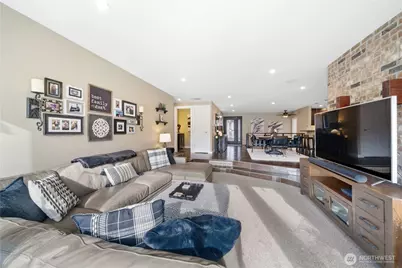 4918 Jenks Point Way E, Lake Tapps, WA 98391 - Photo 8