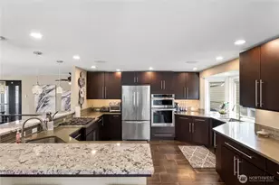 4918 Jenks Point Way E, Lake Tapps, WA 98391 - Photo 12