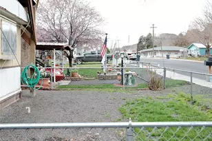 305 Burdin Blvd, Grand Coulee, WA 99133 - Photo 4