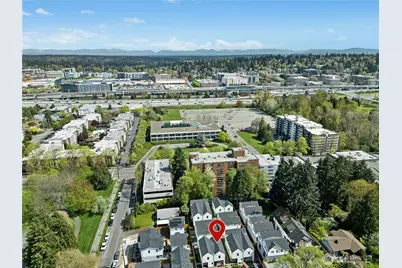 10354 Wallingford Avenue N #B, Seattle, WA 98133 - Photo 2
