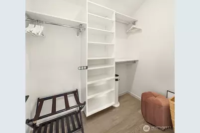 411 B NE 80th Street, Seattle, WA 98115 - Photo 16