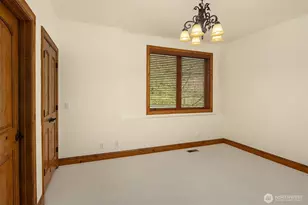 20615 NE 16th St, Sammamish, WA 98074 - Photo 22