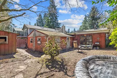 14022 Roslyn Place N, Seattle, WA 98133 - Photo 20