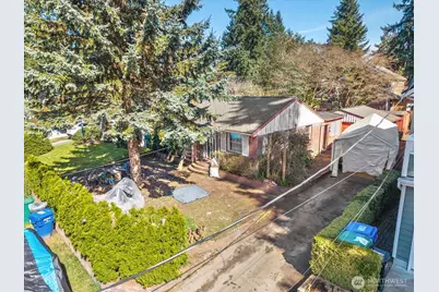 14022 Roslyn Place N, Seattle, WA 98133 - Photo 22
