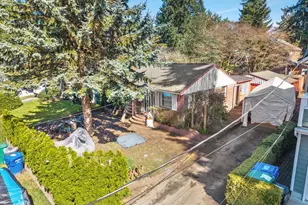 14022 Roslyn Pl N, Seattle, WA 98133 - Photo 22