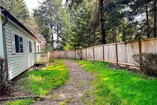 521 NE Larson Lake Rd, Belfair, WA 98528 - Photo 28