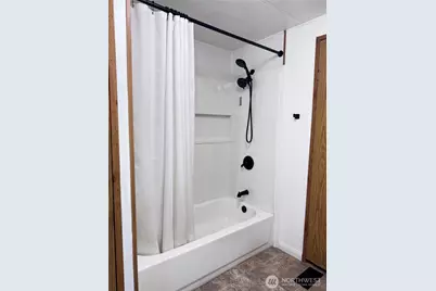 521 NE Larson Lake Rd, Belfair, WA 98528 - Photo 18