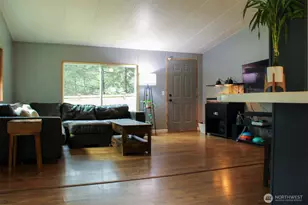521 NE Larson Lake Rd, Belfair, WA 98528 - Photo 4