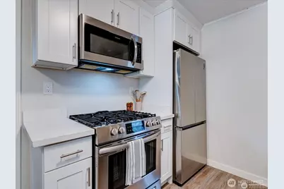 1626 39th Avenue E, Seattle, WA 98112 - Photo 20