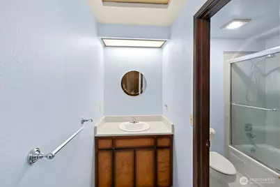 7821 East Side Drive NE, Tacoma, WA 98422 - Photo 12