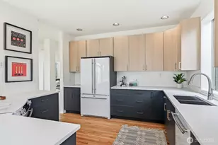 5208 S Willow St, Seattle, WA 98118 - Photo 8