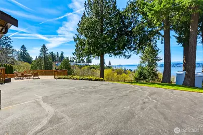 8910 56th Place W, Mukilteo, WA 98275 - Photo 36