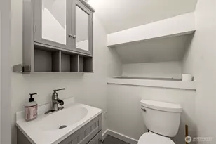 950 86th Street N, Seattle, WA 98103 - Photo 28