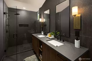 14031 Densmore Ave N, Seattle, WA 98133 - Photo 20